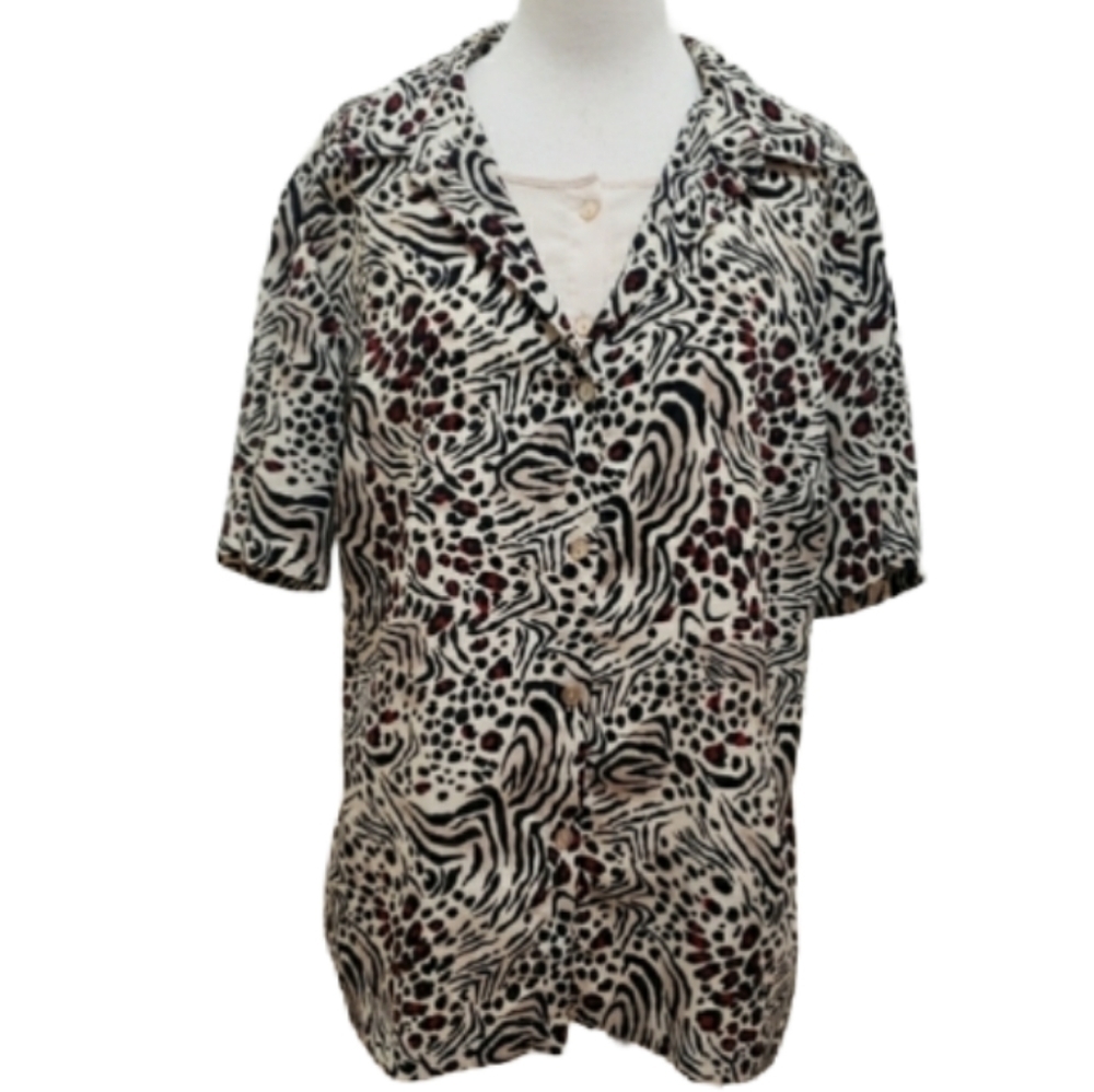 3/$35 button down blouse xl